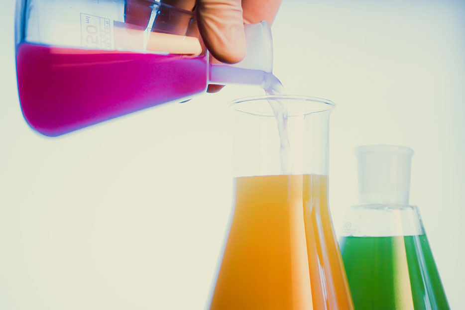 Resinas plásticas en la industria química